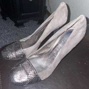 Franco Sarto Snake Scale Shoes In Silver Size 6.5